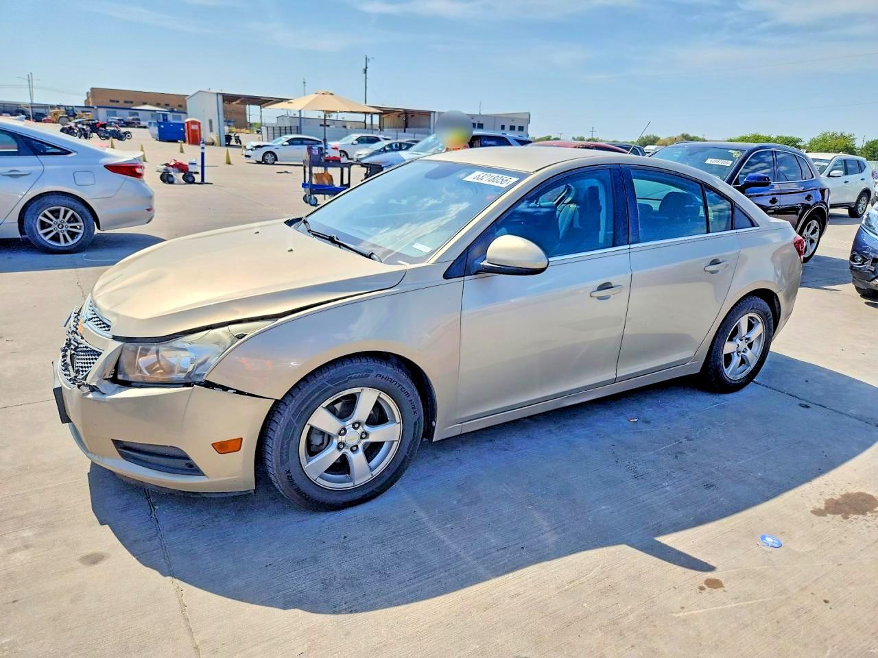 1G1PE5S99B7257198 · 2011 CHEVROLET CRUZE