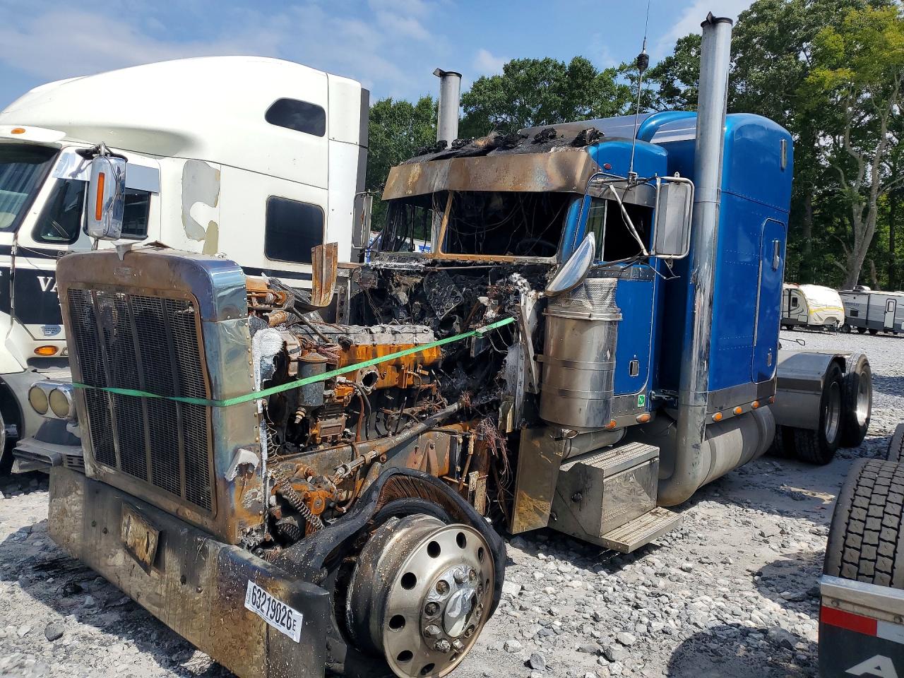 2002 PETERBILT 379