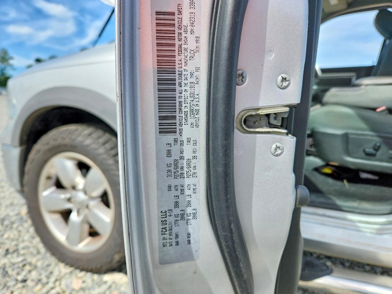 1C6RR7GT4JS311918 · 2018 RAM 1500 · 12/12