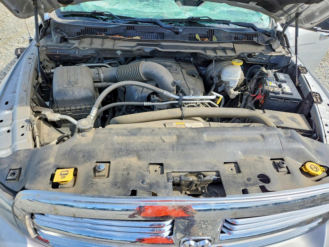 1C6RR7GT4JS311918 · 2018 RAM 1500 · 11/12