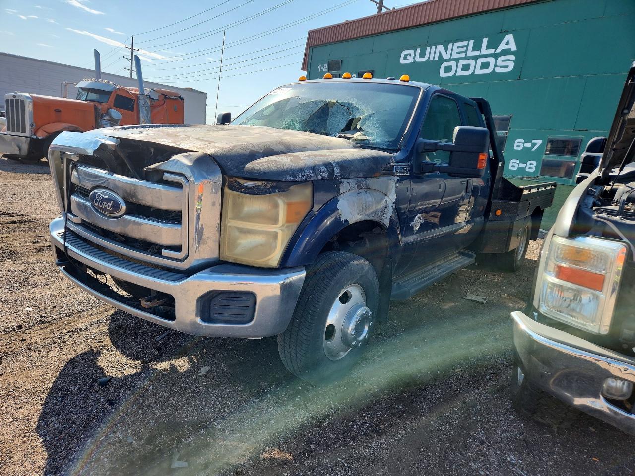 1FD8X3HT4BEC40619 · 2011 FORD F350