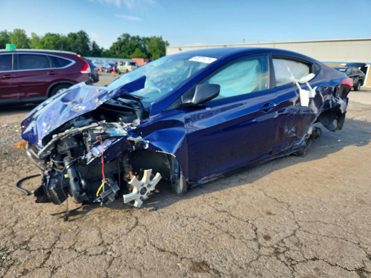 5NPDH4AE2BH032272 · 2011 HYUNDAI ELANTRA