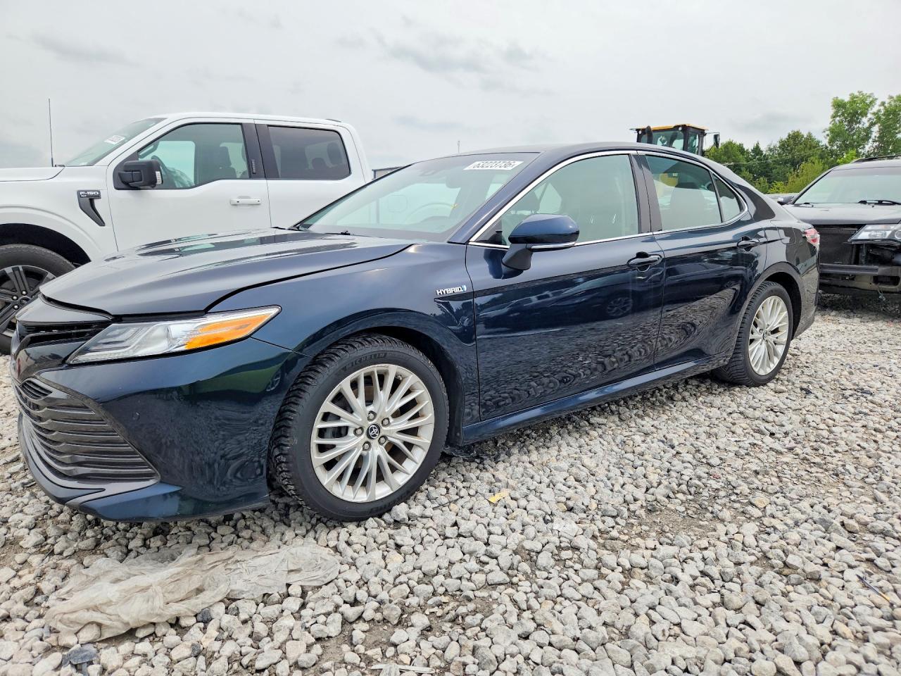 4T1B21HK4JU502224 · 2018 TOYOTA CAMRY HYBRID