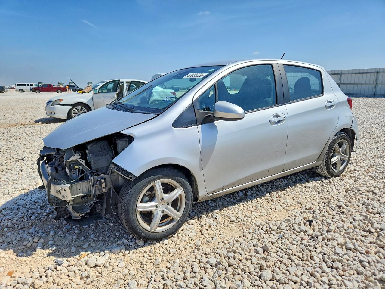 VNKKTUD31HA075119 · 2017 TOYOTA YARIS