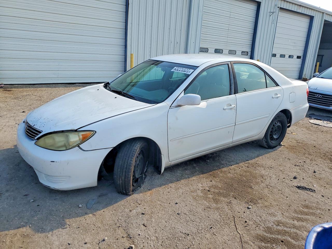4T1BE32K35U536320 · 2005 TOYOTA CAMRY