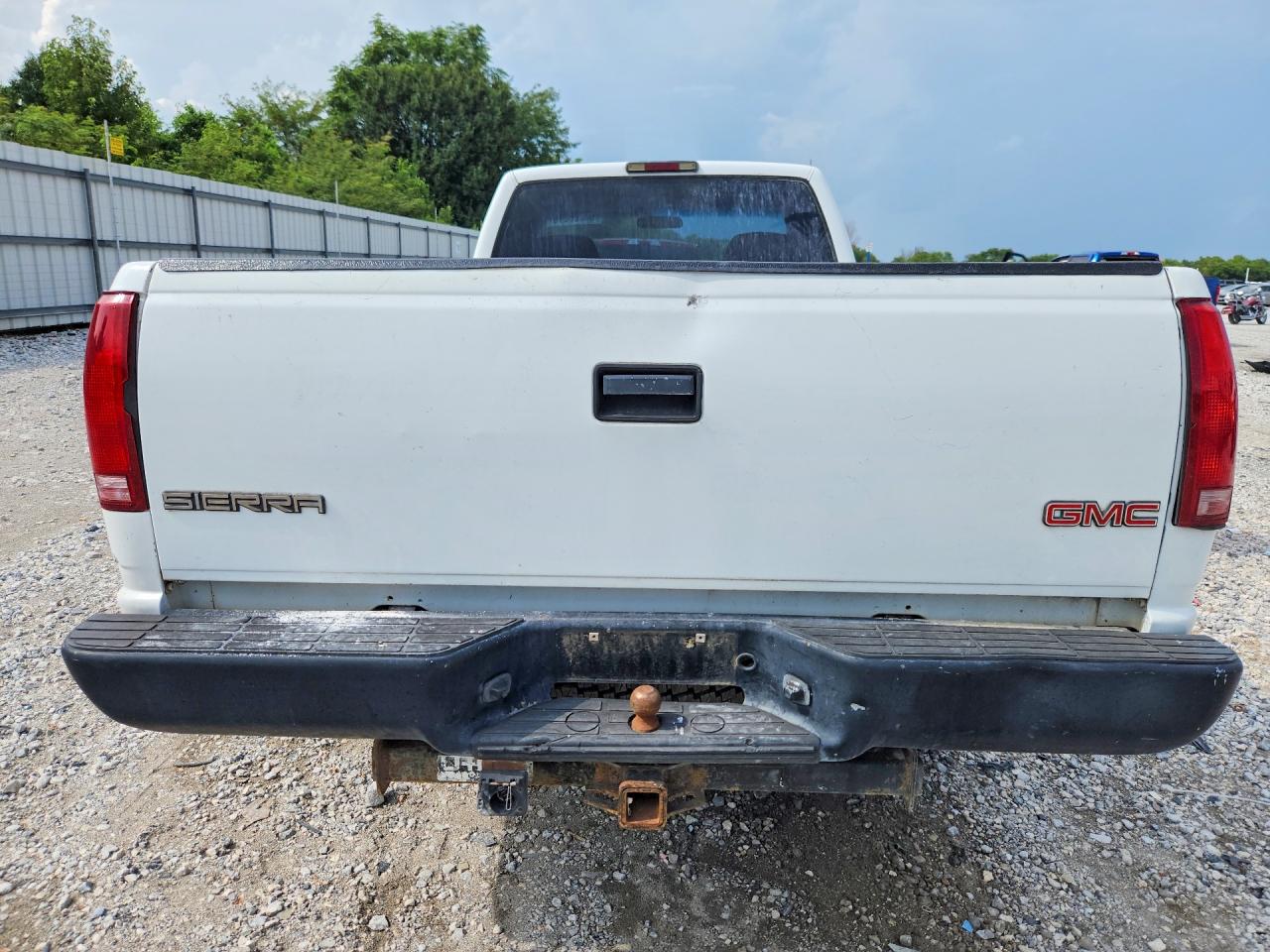 1GTGC24R5VZ534205 · 1997 GMC SIERRA · 6/12