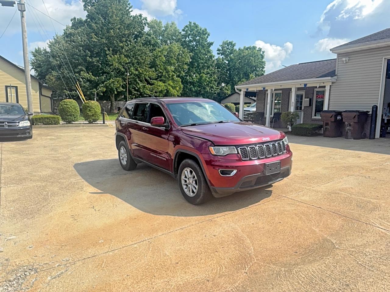 1C4RJFAG3JC225600 · 2018 JEEP GRAND CHEROKEE