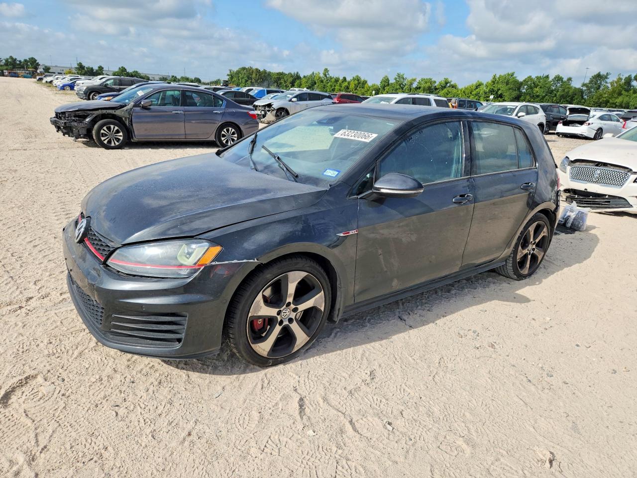 3VW447AU1GM002442 · 2016 VOLKSWAGEN GTI