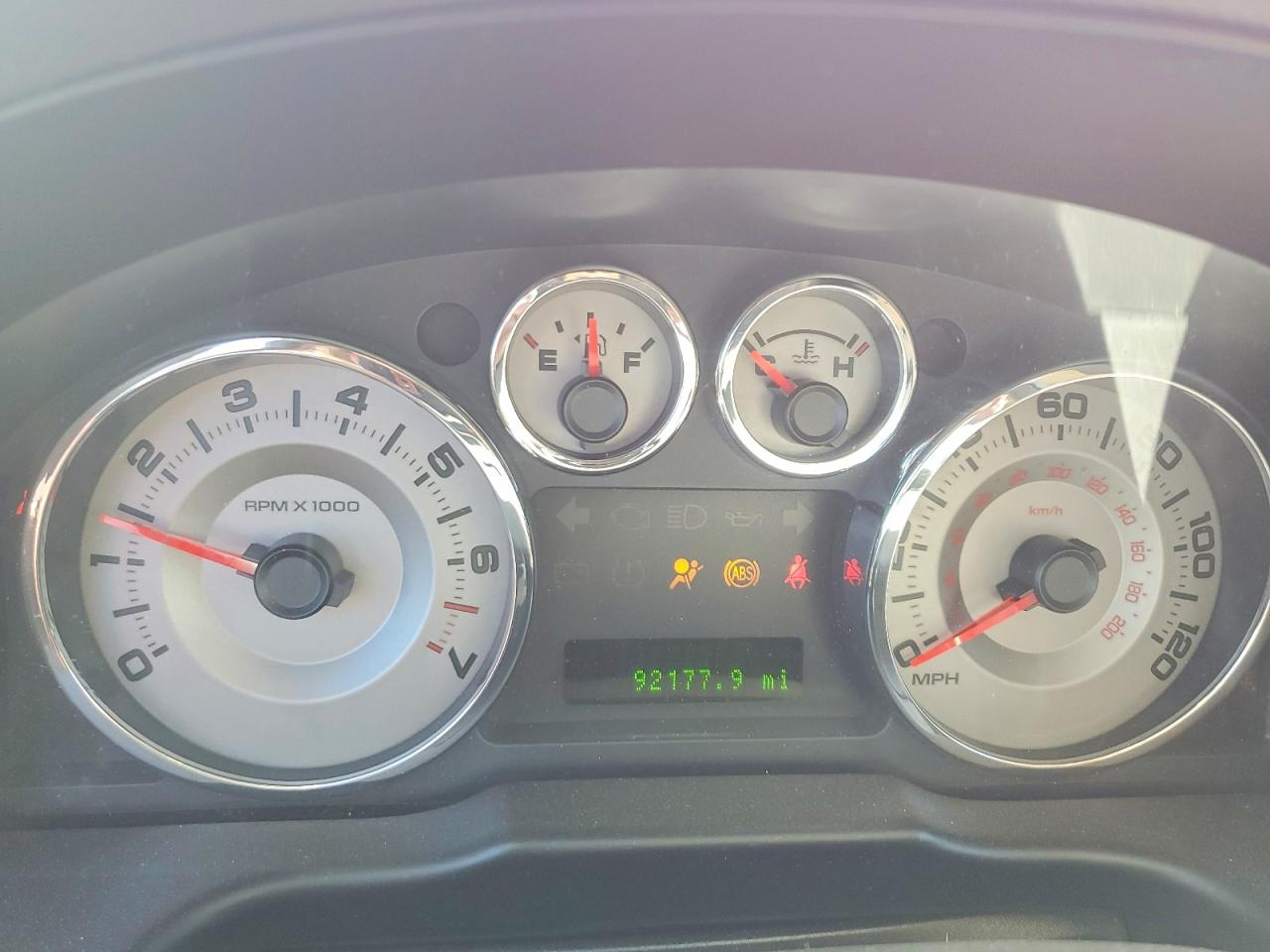 2FMDK49C38BB15049 · 2008 FORD EDGE · 9/13