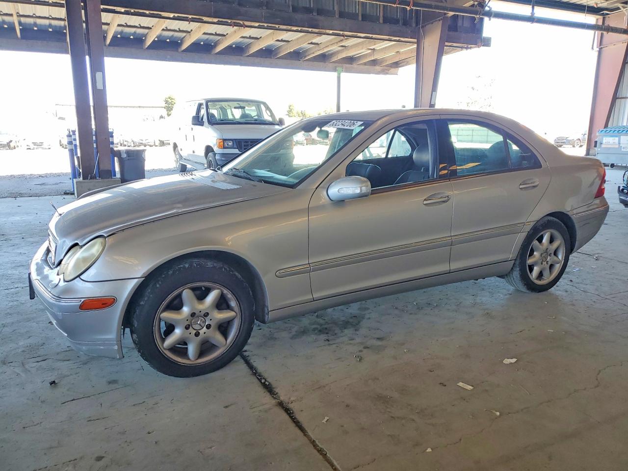 2003 MERCEDES-BENZ C