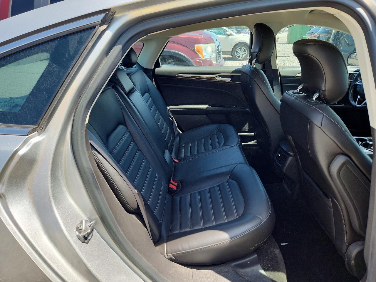 3FA6P0H99ER266185 · 2014 FORD FUSION · 10/12