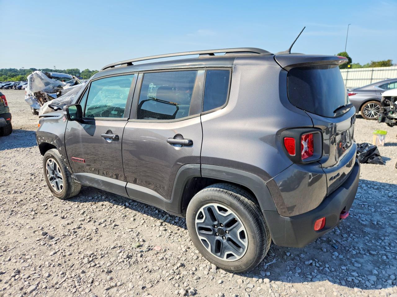 ZACCJBCT6GPD34842 · 2016 JEEP RENEGADE · 2/12