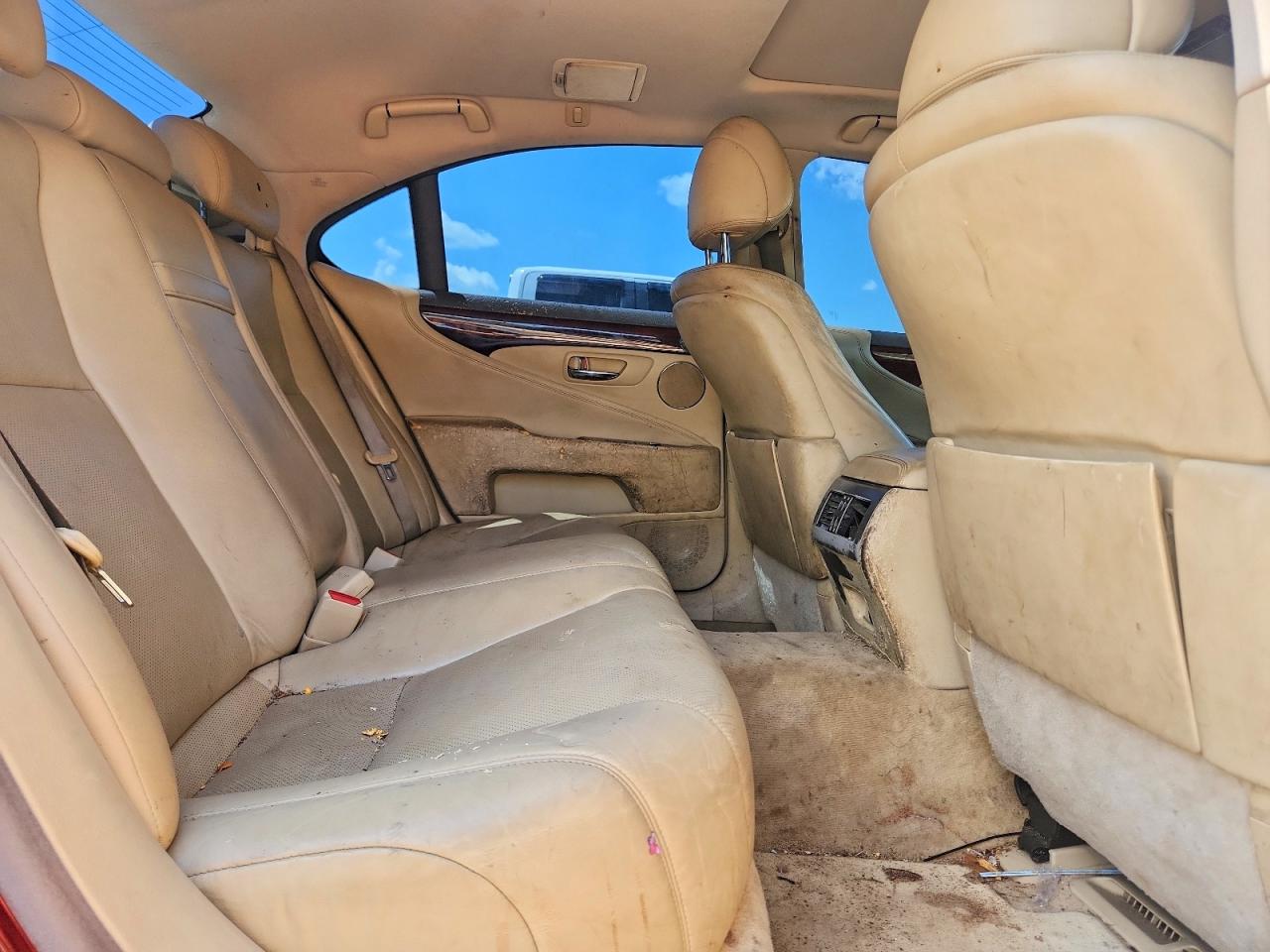 JTHBL46F975031777 · 2007 LEXUS LS · 10/12