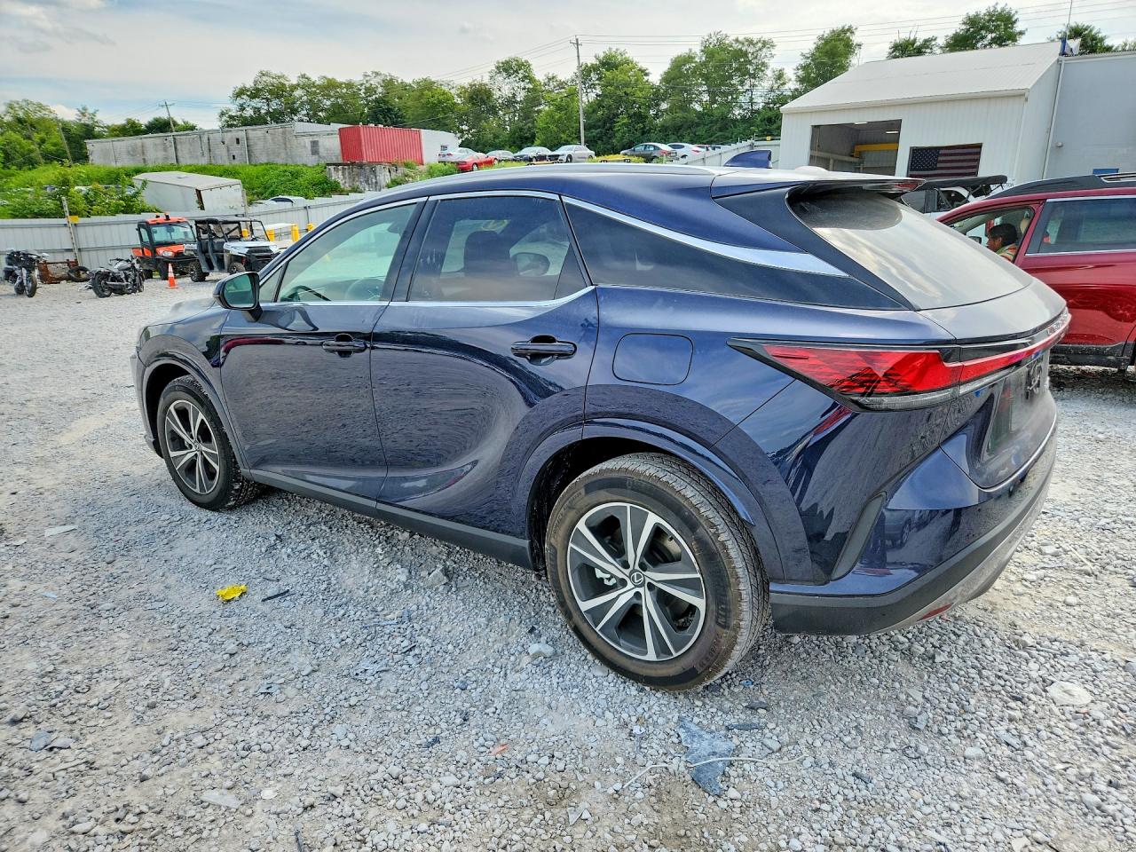2T2BBMCAXTC138651 · 2026 LEXUS RX · 2/13