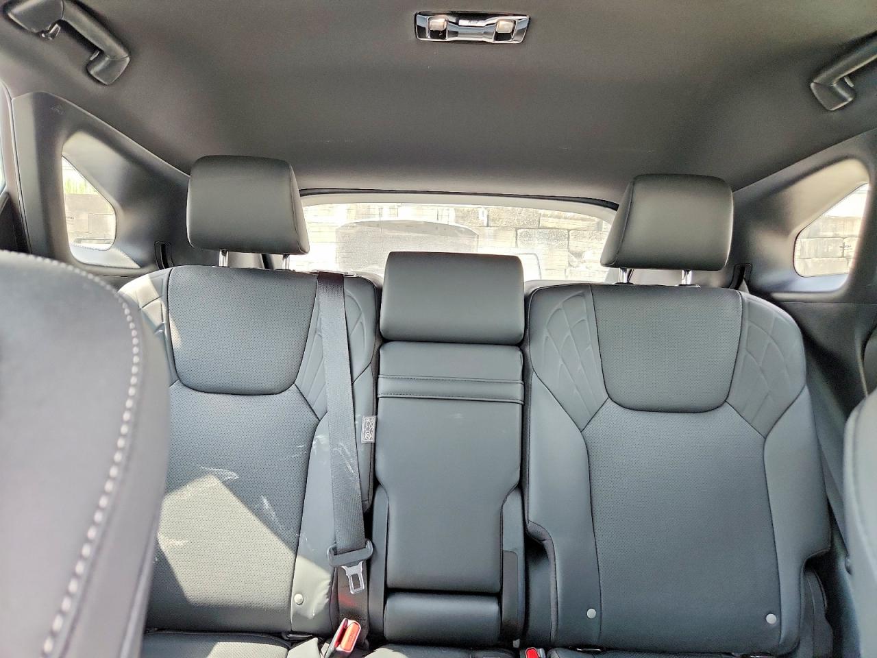 2T2BBMCAXTC138651 · 2026 LEXUS RX · 10/13