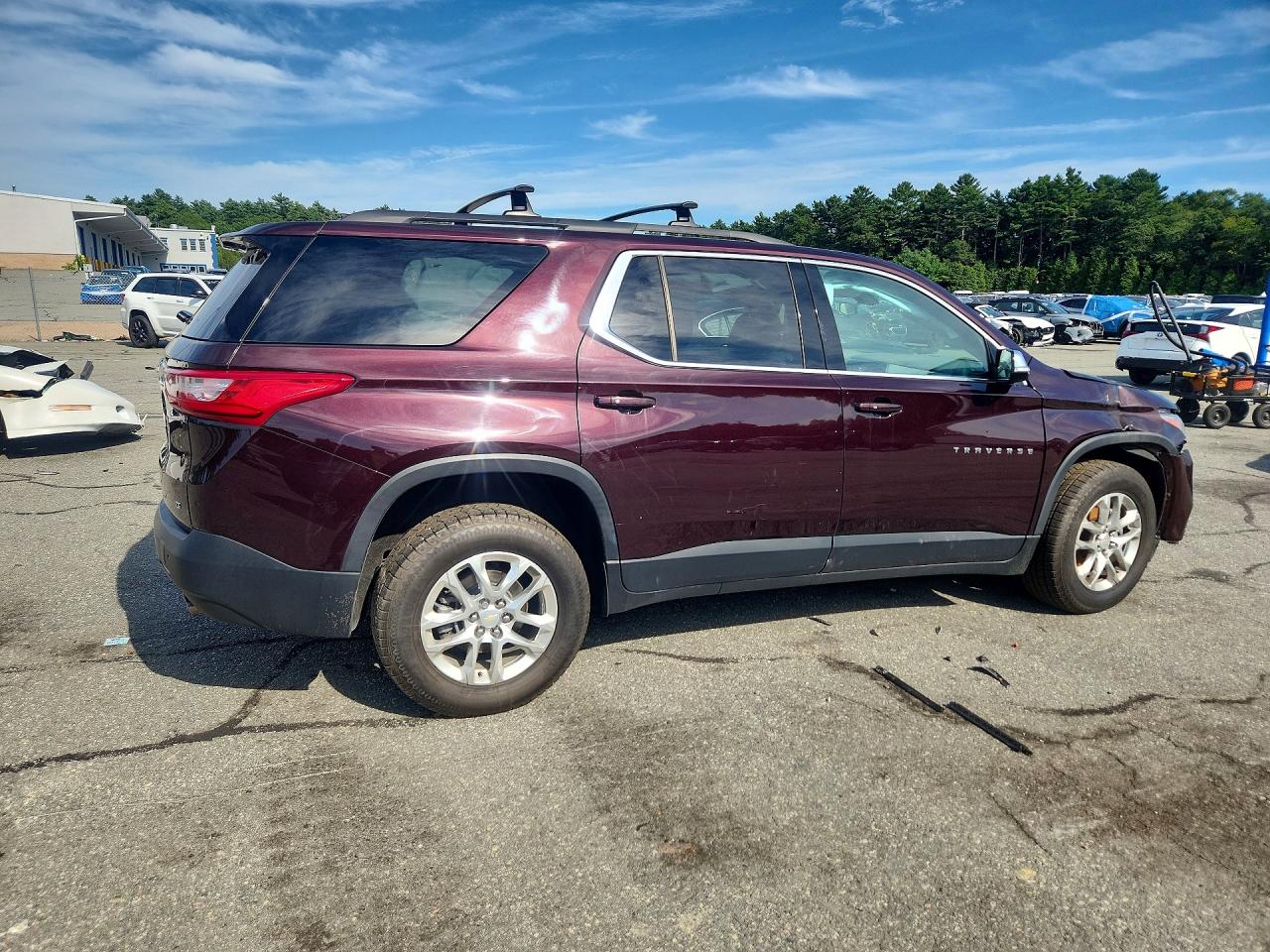 1GNEVGKW5KJ153298 · 2019 CHEVROLET TRAVERSE · 3/12