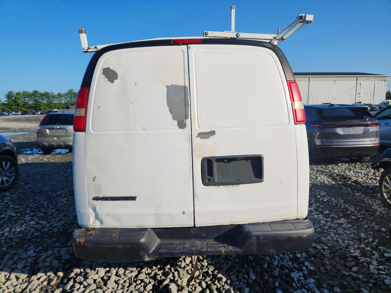 1GCUGADX7A1138740 · 2010 CHEVROLET EXPRESS G1500 · 6/13
