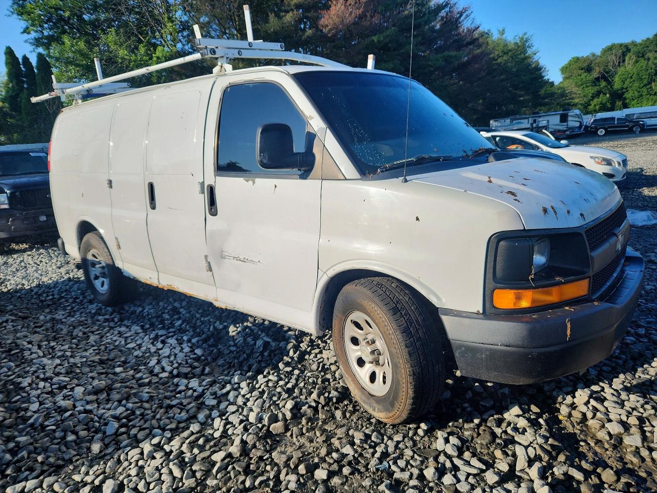 1GCUGADX7A1138740 · 2010 CHEVROLET EXPRESS G1500 · 4/13
