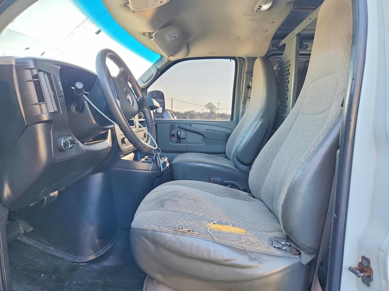 1GCUGADX7A1138740 · 2010 CHEVROLET EXPRESS G1500 · 7/13