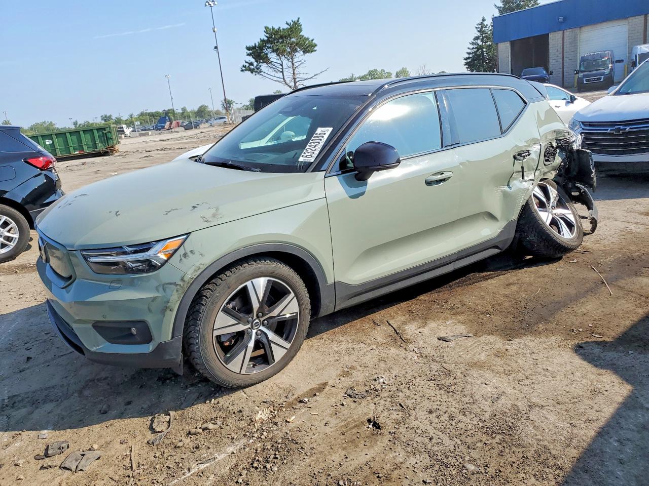 YV4ED3UR0M2544834 · 2021 VOLVO XC40