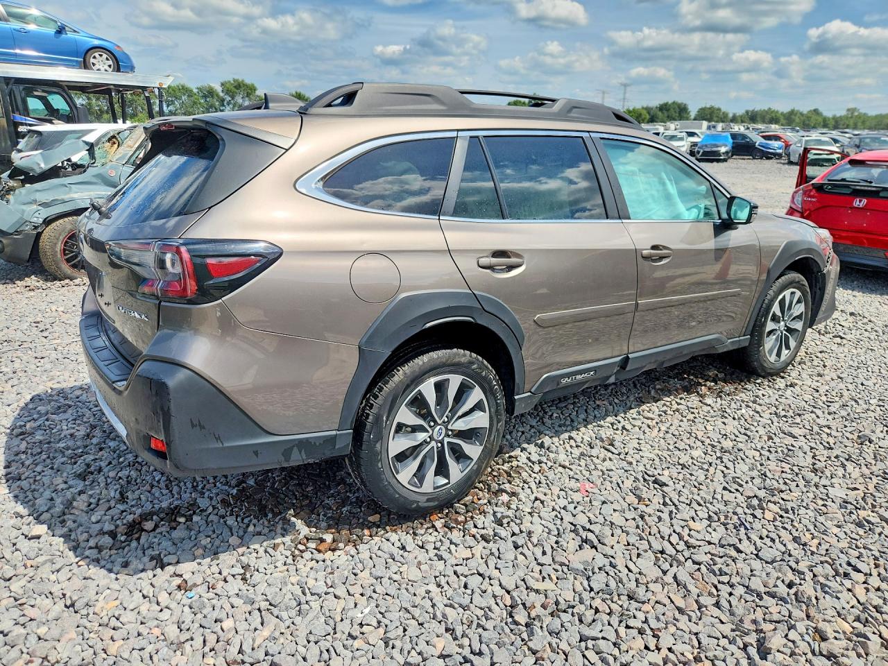 4S4BTANC4R3215963 · 2024 SUBARU OUTBACK · 3/13