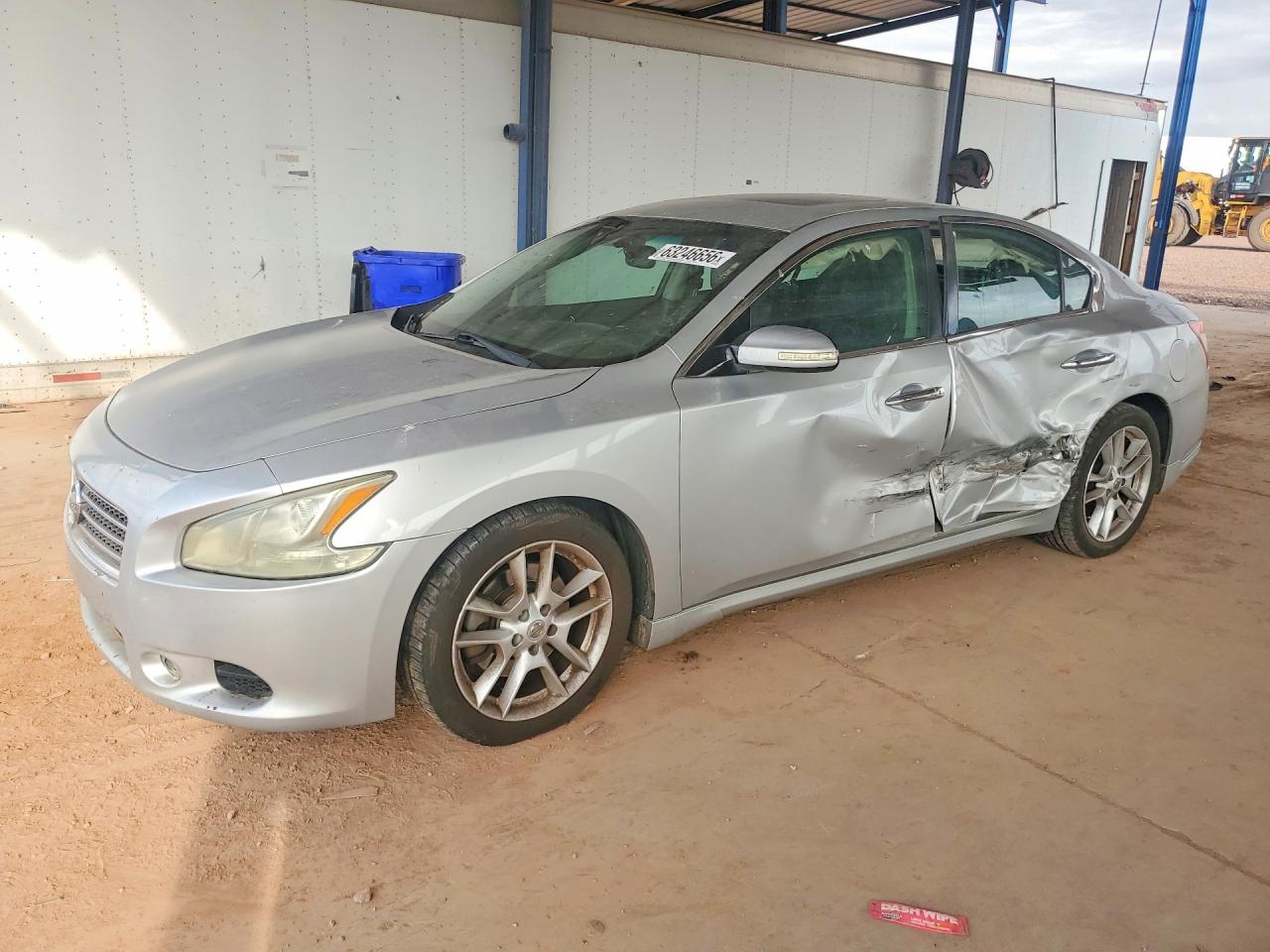 2010 NISSAN MAXIMA
