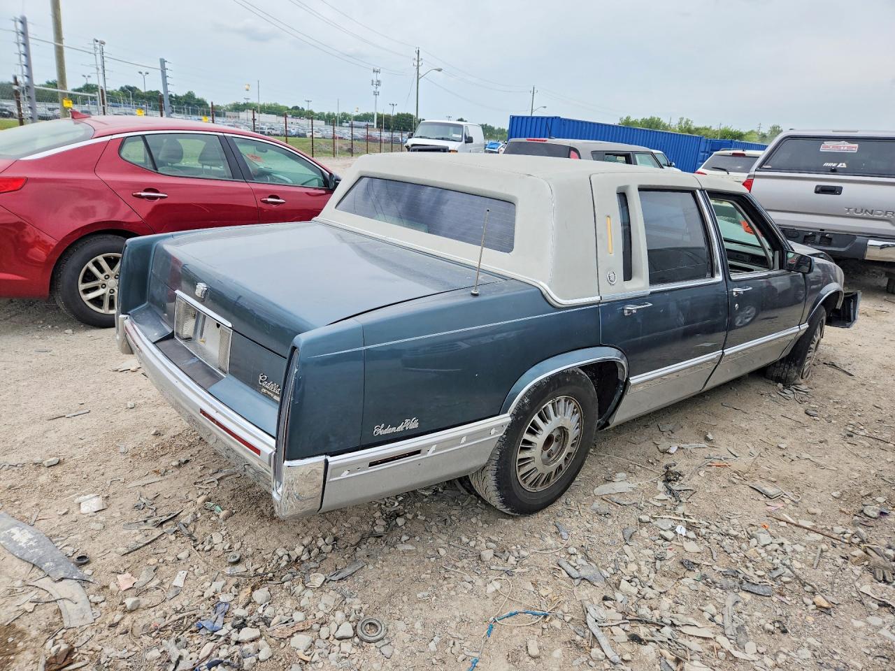 1G6CD53B8N4271435 · 1992 CADILLAC DEVILLE · 3/12