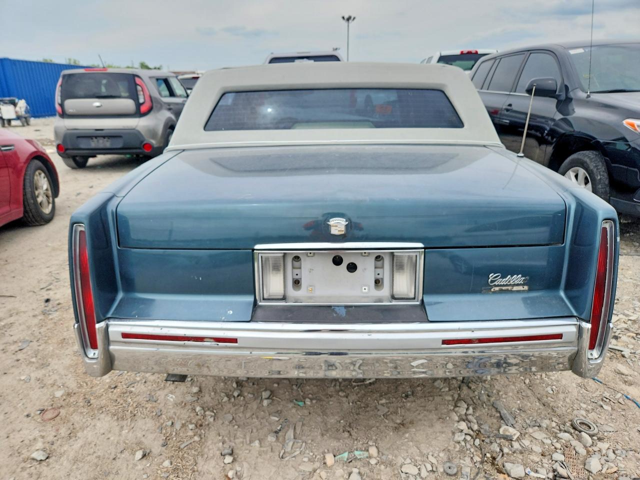 1G6CD53B8N4271435 · 1992 CADILLAC DEVILLE · 6/12