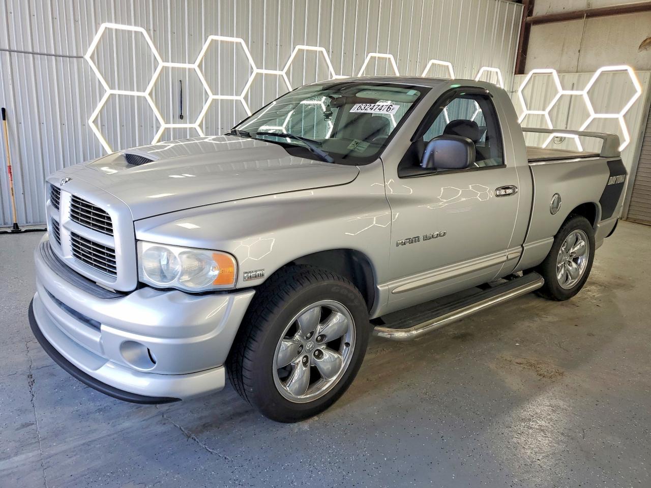 1D7HA16D65J586260 · 2005 DODGE RAM 1500