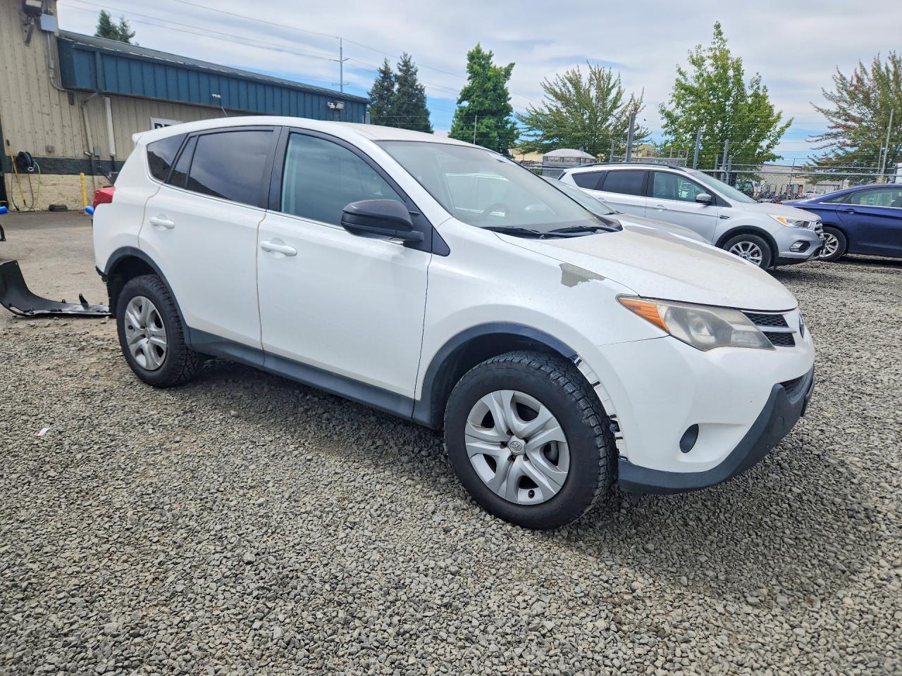 2T3ZFREV8FW156838 · 2015 TOYOTA RAV4 · 4/14