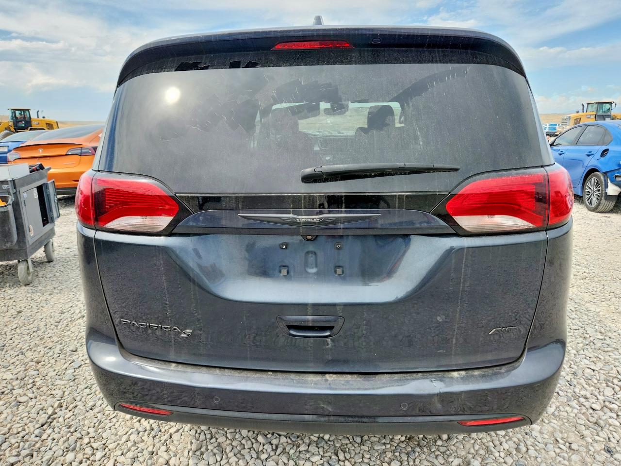 2C4RC3BG4LR282745 · 2020 CHRYSLER PACIFICA · 6/13