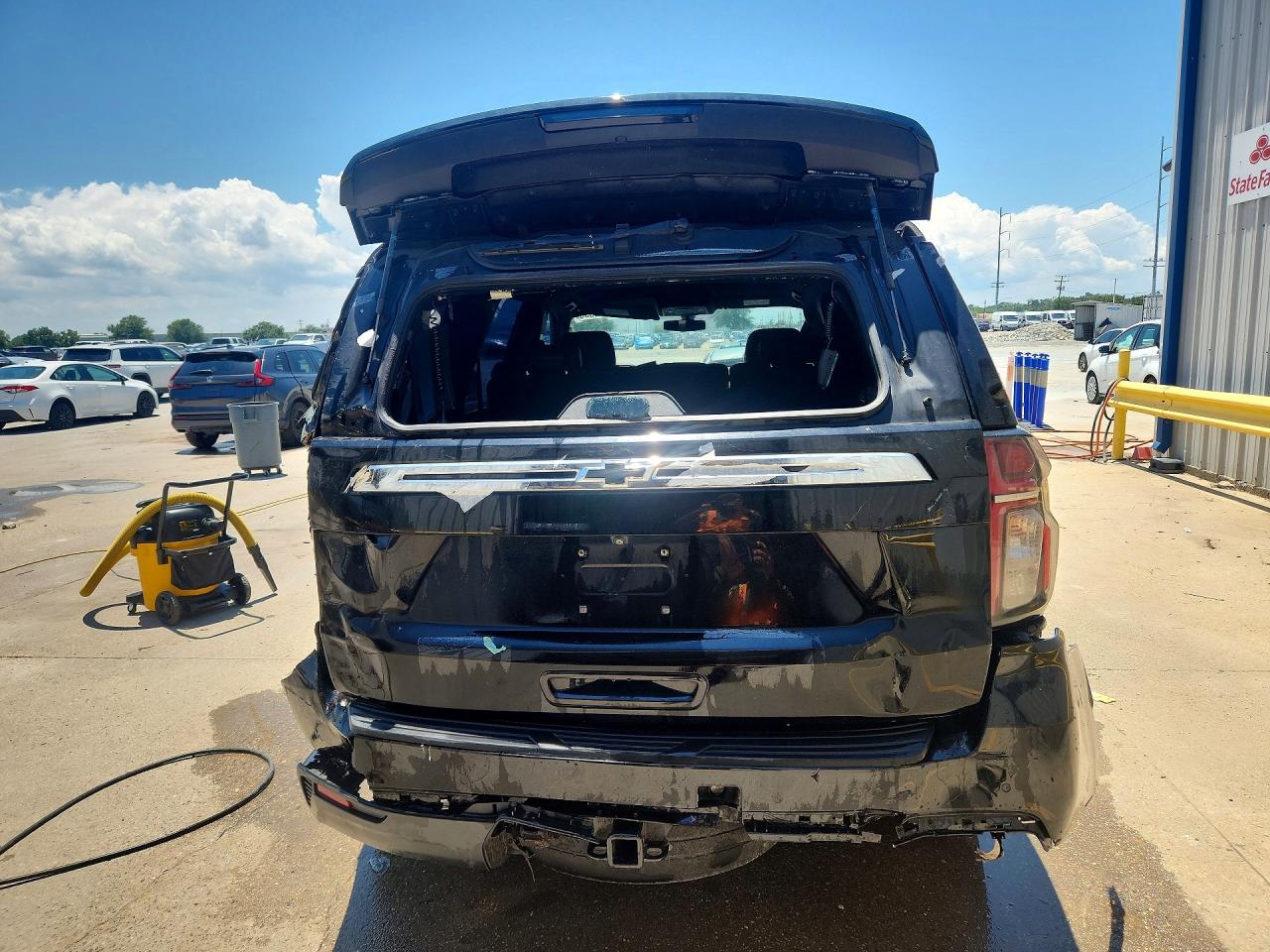 1GNSKLED0MR355937 · 2021 CHEVROLET TAHOE · 6/12