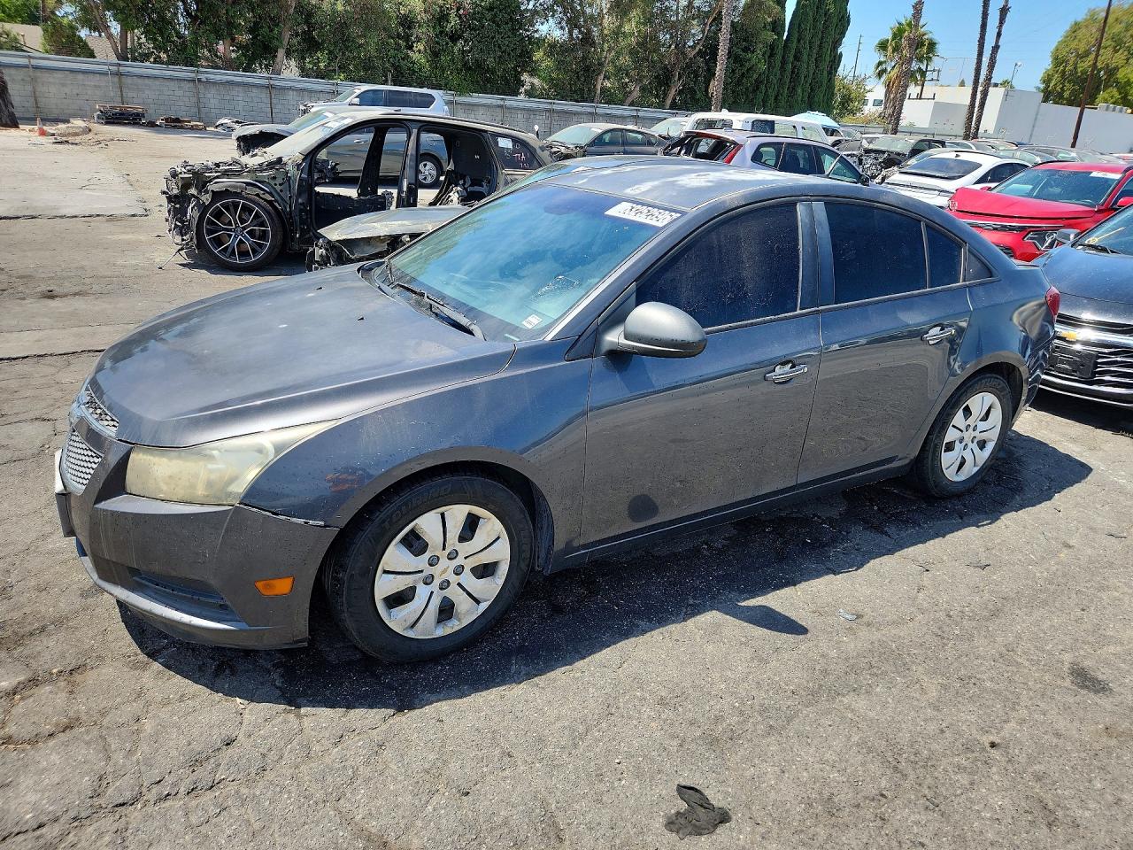 1G1PA5SG8D7160250 · 2013 CHEVROLET CRUZE