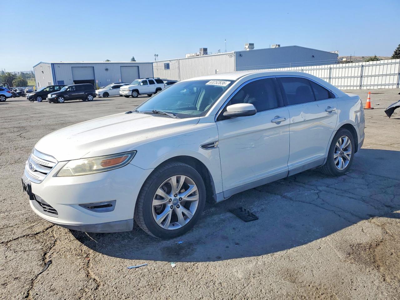 1FAHP2EW5AG158260 · 2010 FORD TAURUS
