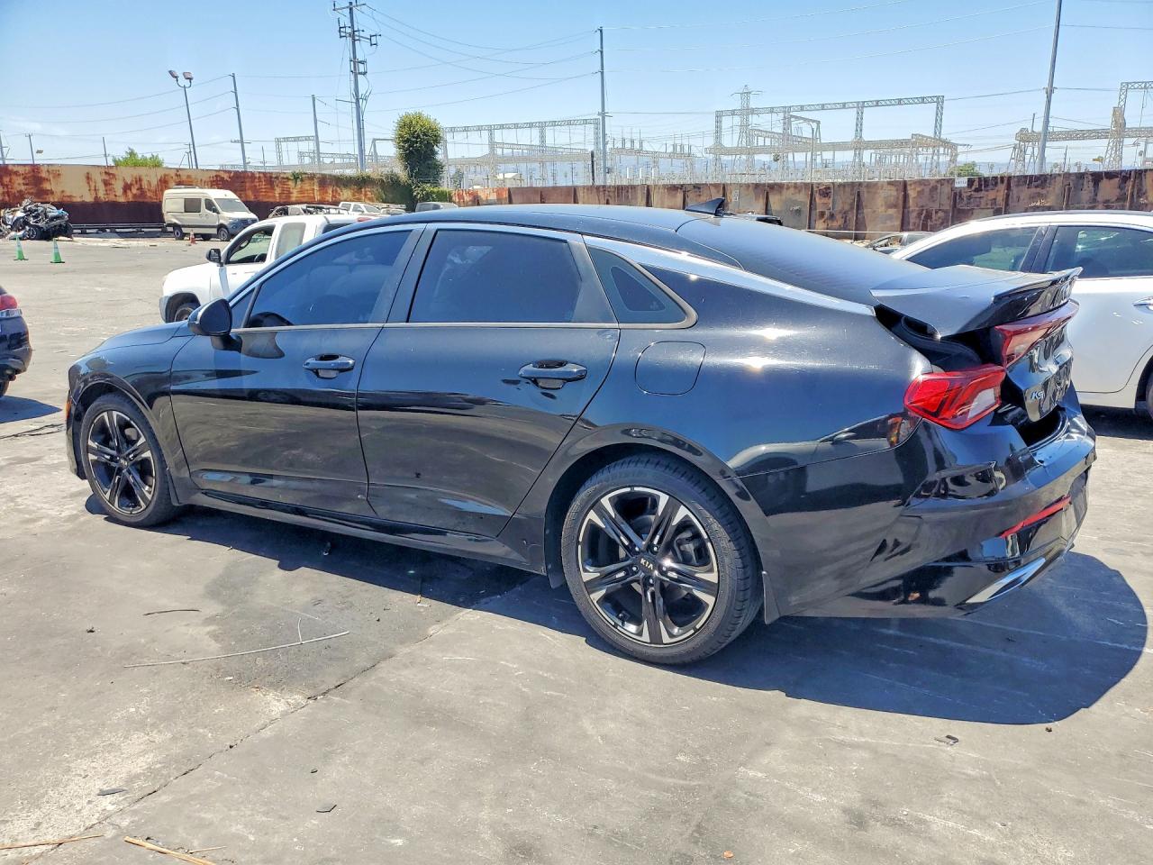 5XXG64J26MG022237 · 2021 KIA K5 · 2/12