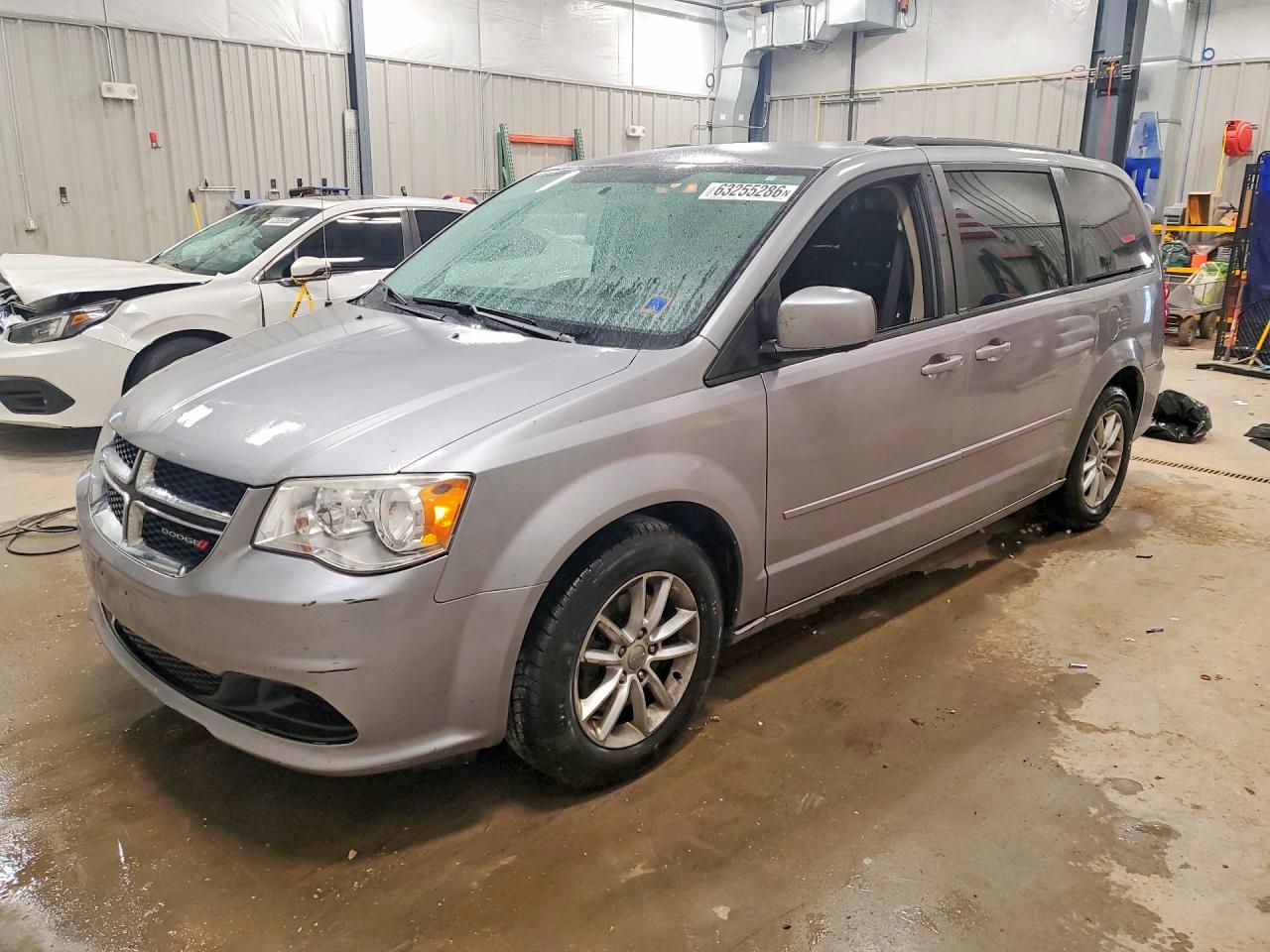 2C4RDGCG0DR710881 · 2013 DODGE GRAND CARAVAN