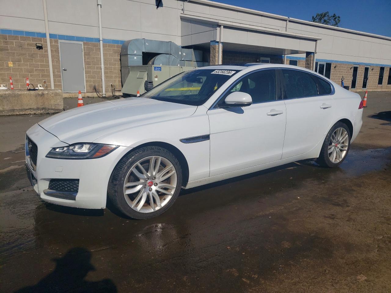 SAJBN4EV9JCY53312 · 2018 JAGUAR XF