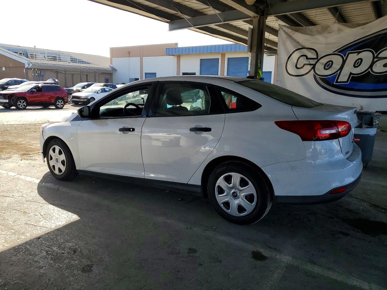 1FADP3E26FL306643 · 2015 FORD FOCUS · 2/12