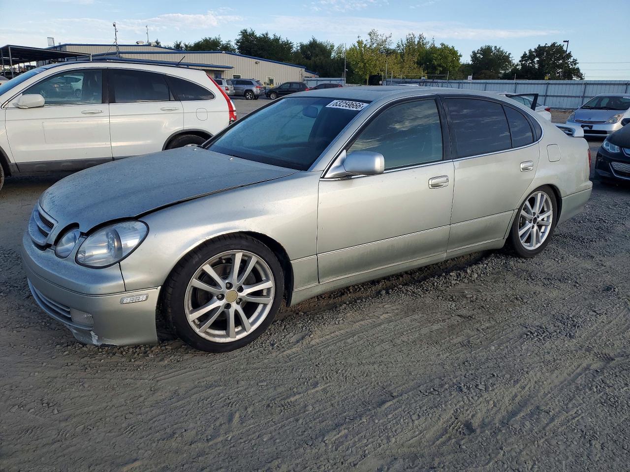 JT8BL69S720009660 · 2002 LEXUS GS