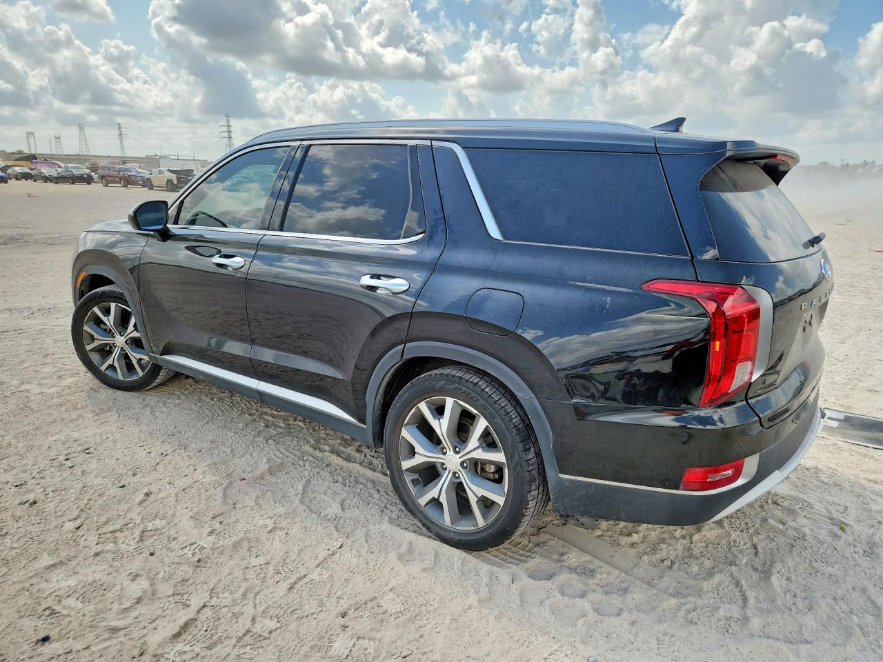KM8R44HE3MU226059 · 2021 HYUNDAI PALISADE · 2/13