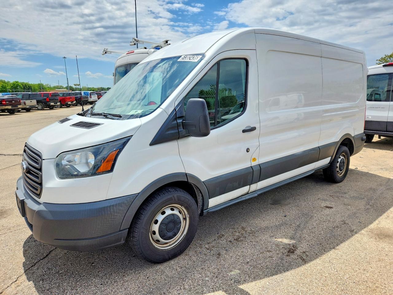 1FTYE2CV3GKB25404 · 2016 FORD TRANSIT