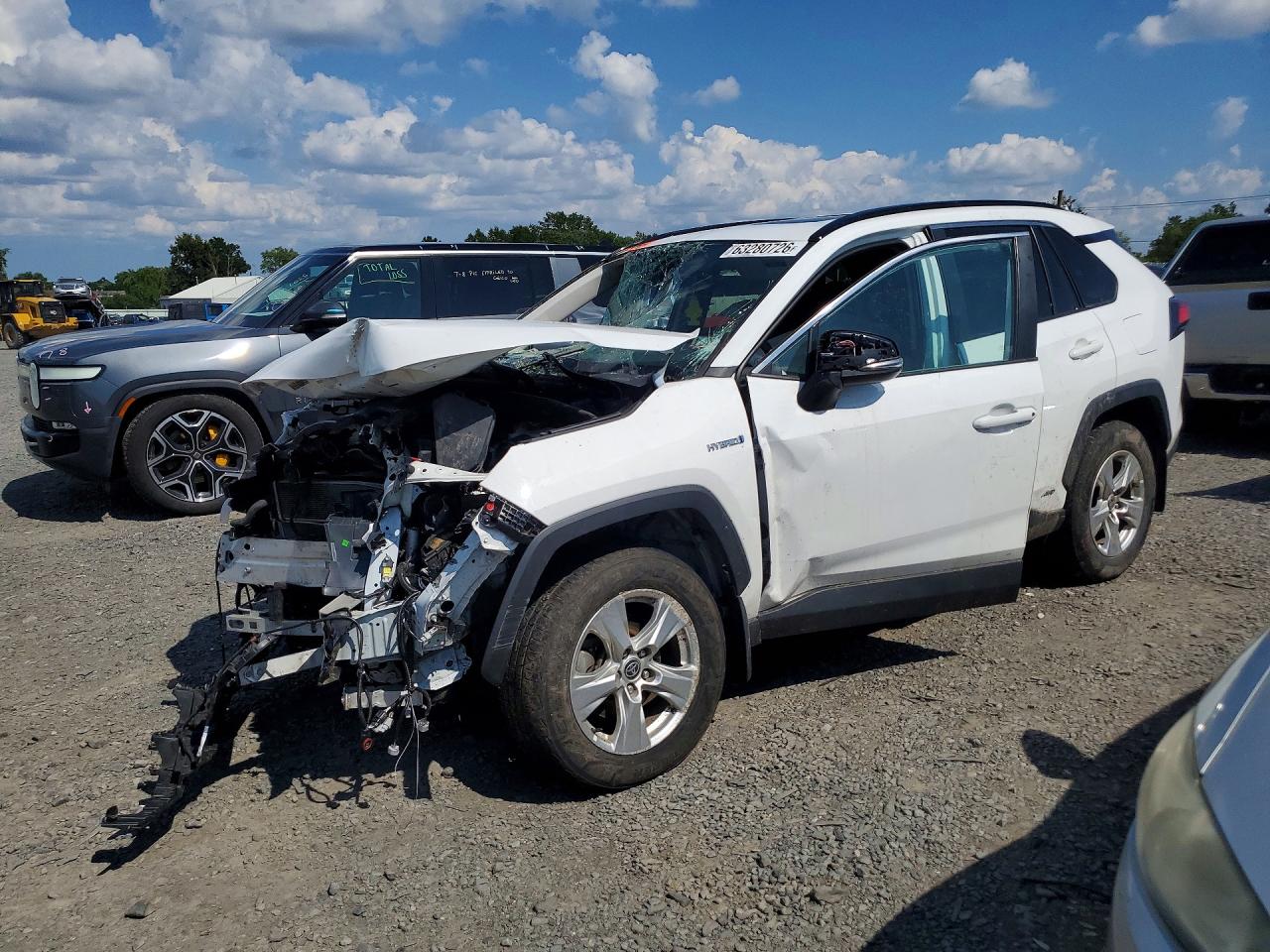 4T3RWRFVXMU030010 · 2021 TOYOTA RAV4