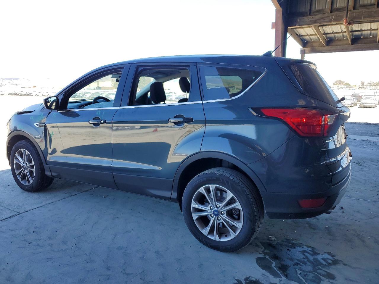 1FMCU0GD6KUA06368 · 2019 FORD ESCAPE · 2/14