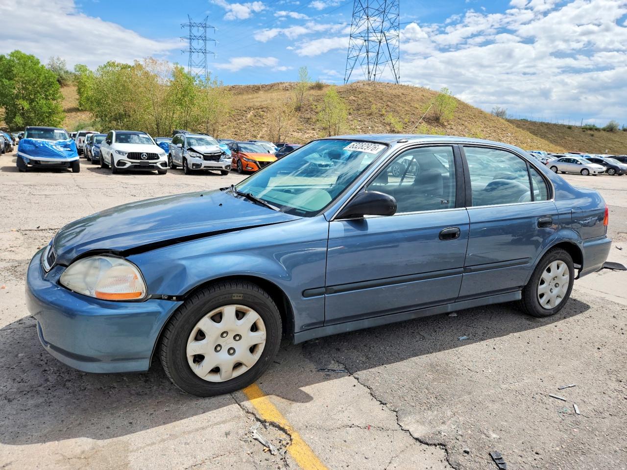 2HGEJ6576WH557951 · 1998 HONDA CIVIC