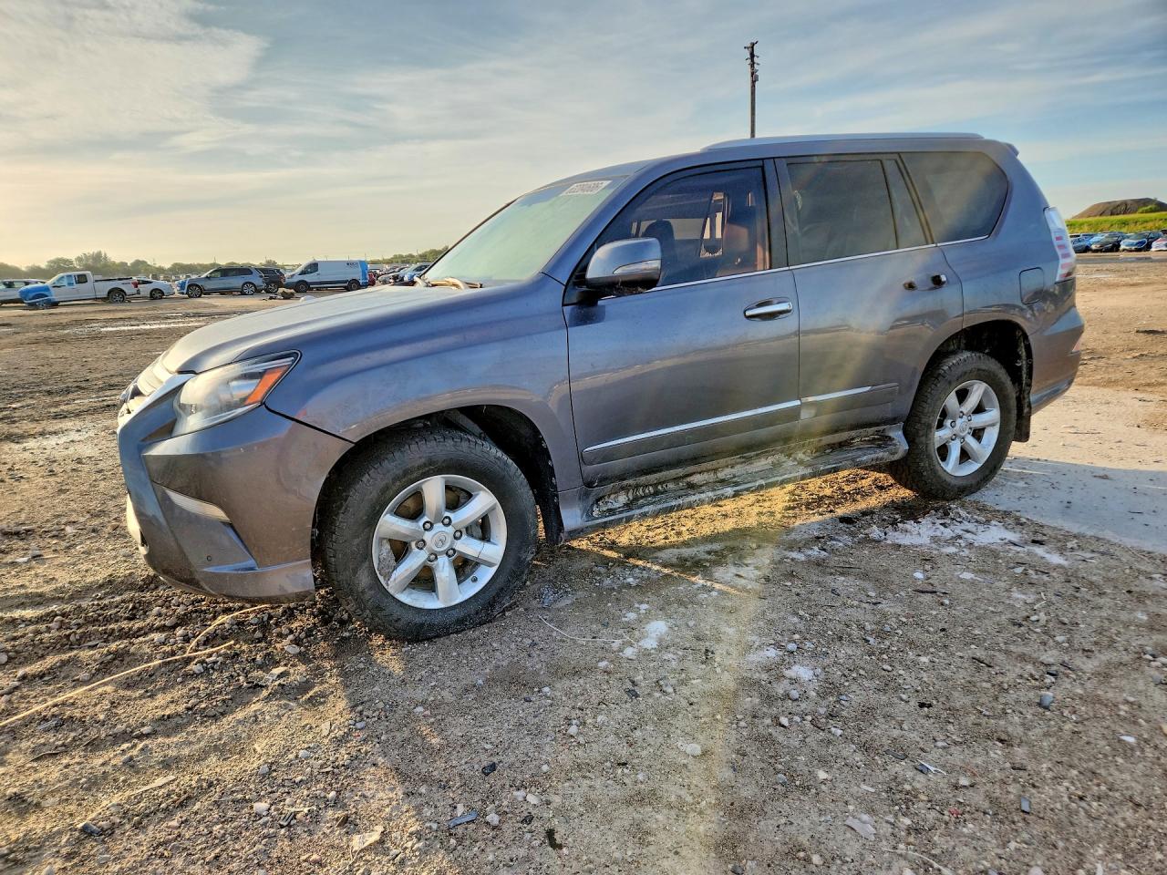 JTJBM7FX9J5200922 · 2018 LEXUS GX