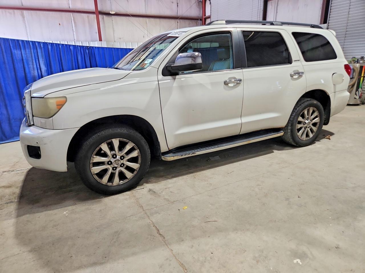 5TDJY5G17AS027803 · 2010 TOYOTA SEQUOIA