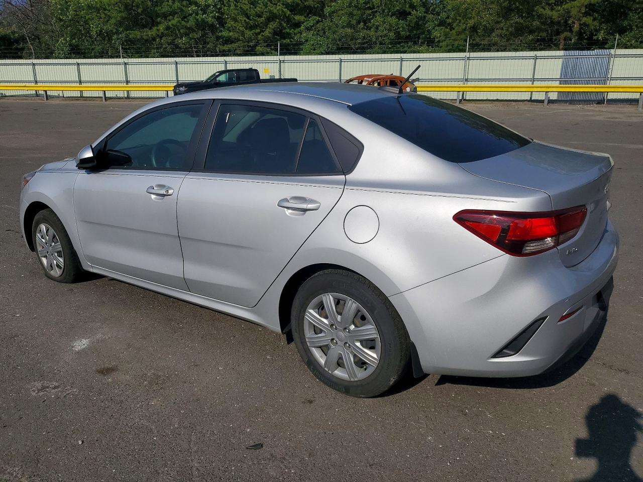 3KPA24AD8NE497336 · 2022 KIA RIO · 2/12