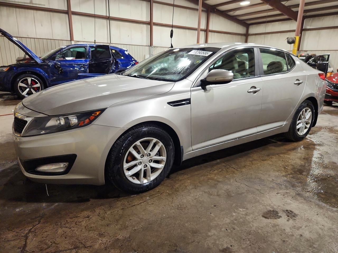 KNAGM4A73D5337449 · 2013 KIA OPTIMA