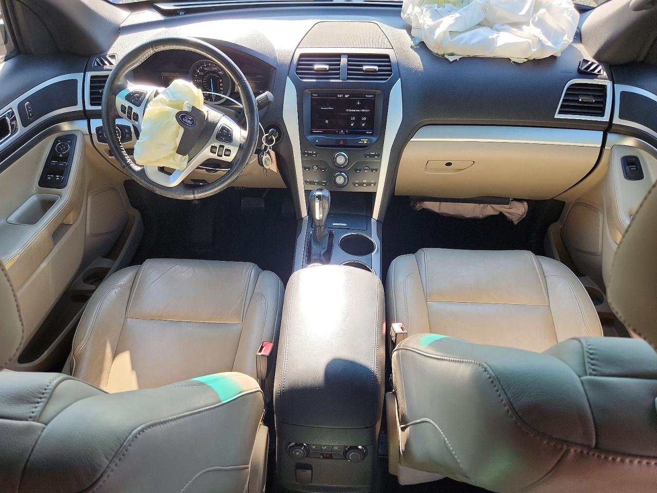 1FM5K8D8XDGA36737 · 2013 FORD EXPLORER · 8/13