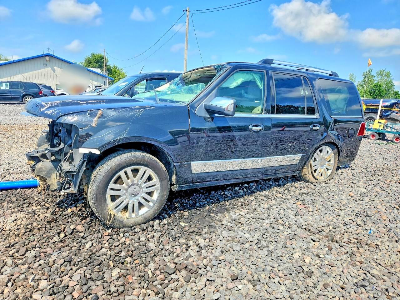2013 LINCOLN NAVIGATOR